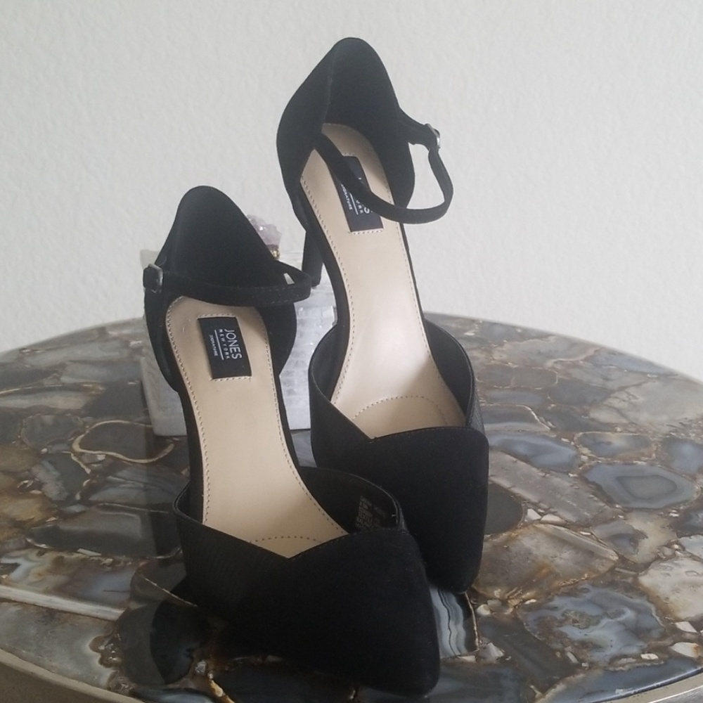 Jones New York Signature pump